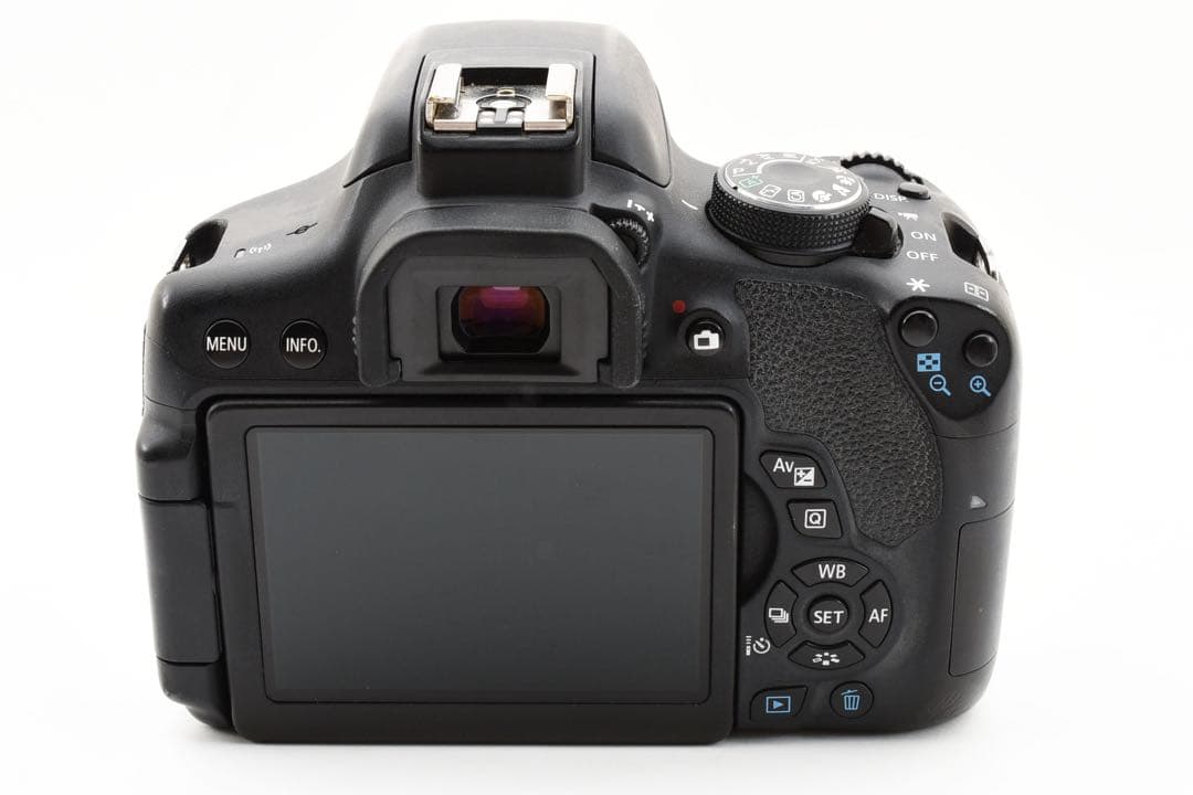 デジタル一眼レフカメラ Canon EOS Kiss X8i 標準レンズセット