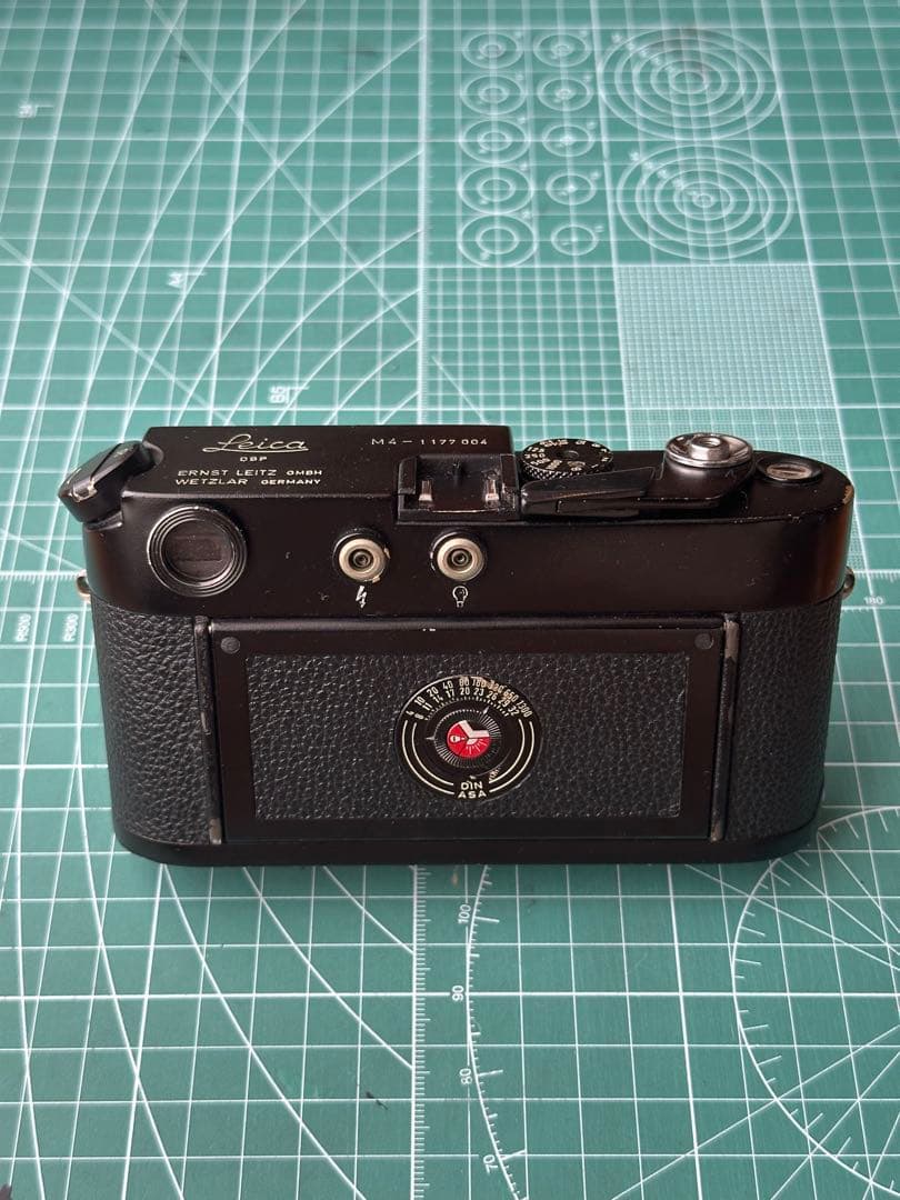 Leica M4 Black実用向き・動作良好