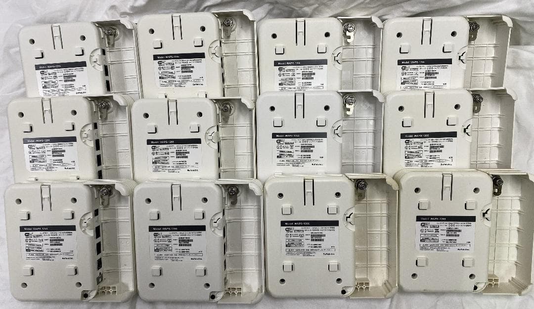 バッファロー WAPS-1266 ＆ エレコム EHB-SG2B08 まとめて！