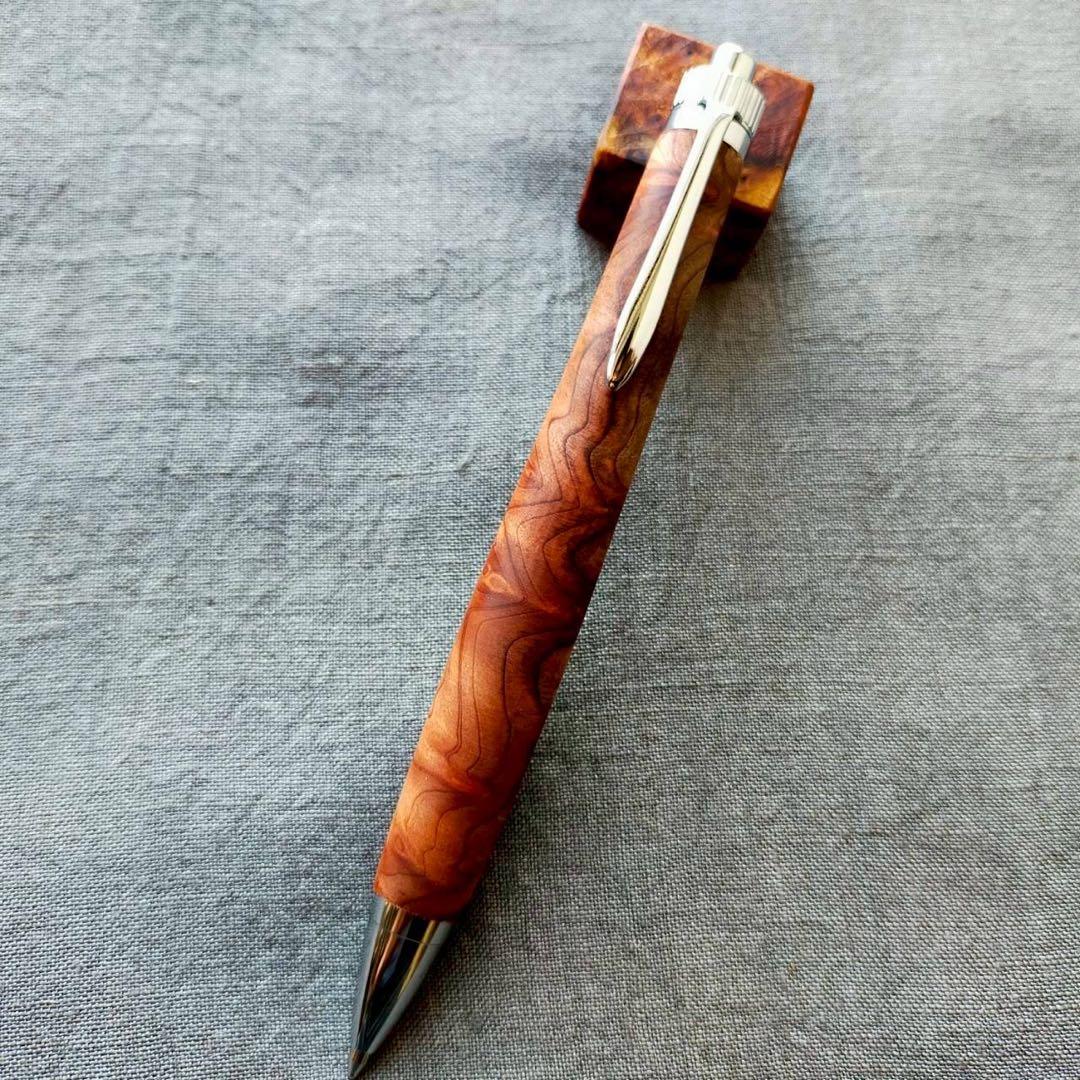 レッドウッド　セコイア　杢　ハンドメイド　木軸ボールペン　G2　天然木　シルバー