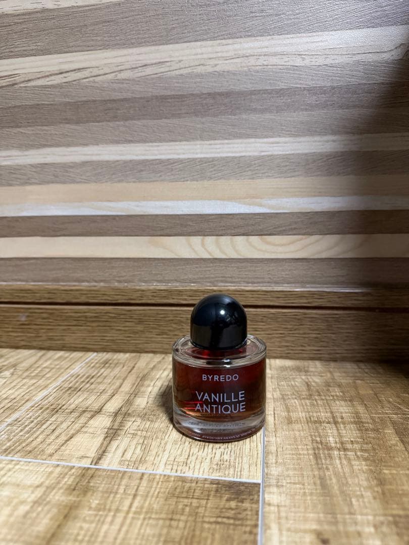 BYREDO VANILLE ANTIQUE 香水