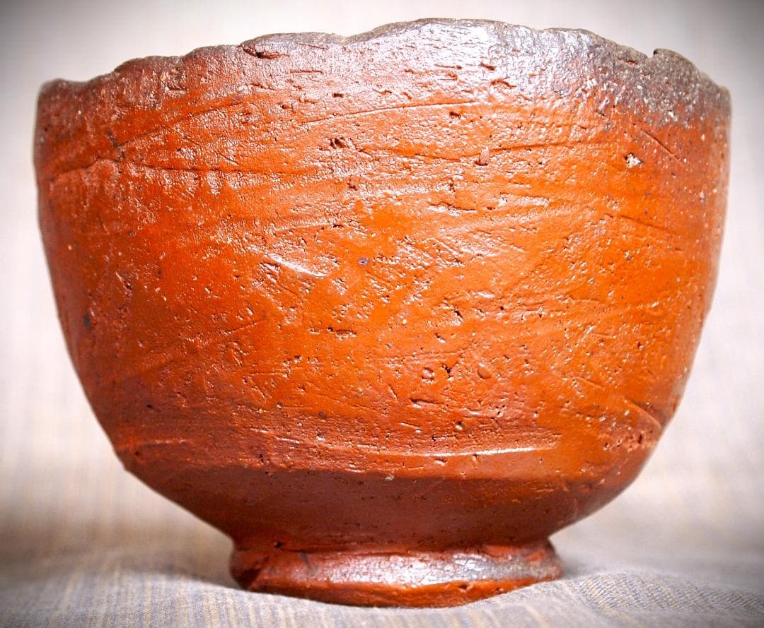 希少作★前嶋　五一郎【義弟：原田拾六】★備前〈手び練り）茶碗★緋色