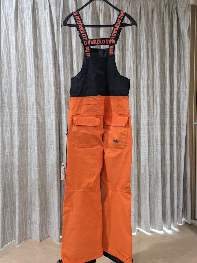 サーティーツー　ビブパンツ【新品未使用】