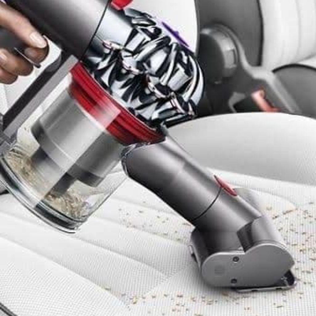 ダイソン V8 SV10掃除機＋マキタ18vアダプターセット 分解清掃済み動作品