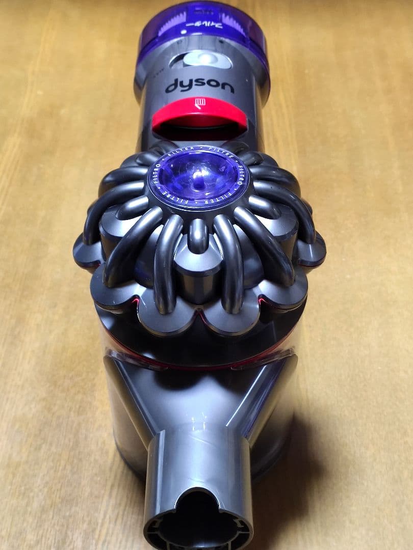 ダイソン V8 SV10掃除機＋マキタ18vアダプターセット 分解清掃済み動作品