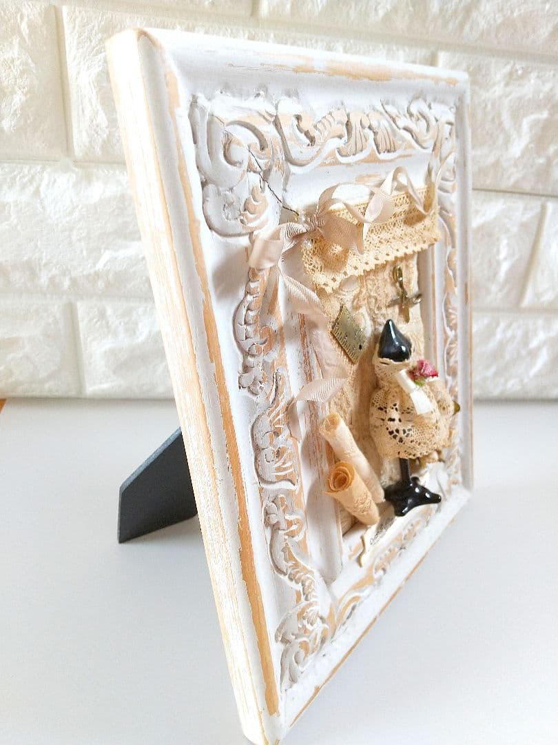 イマン　アミナ コラージュ 置物