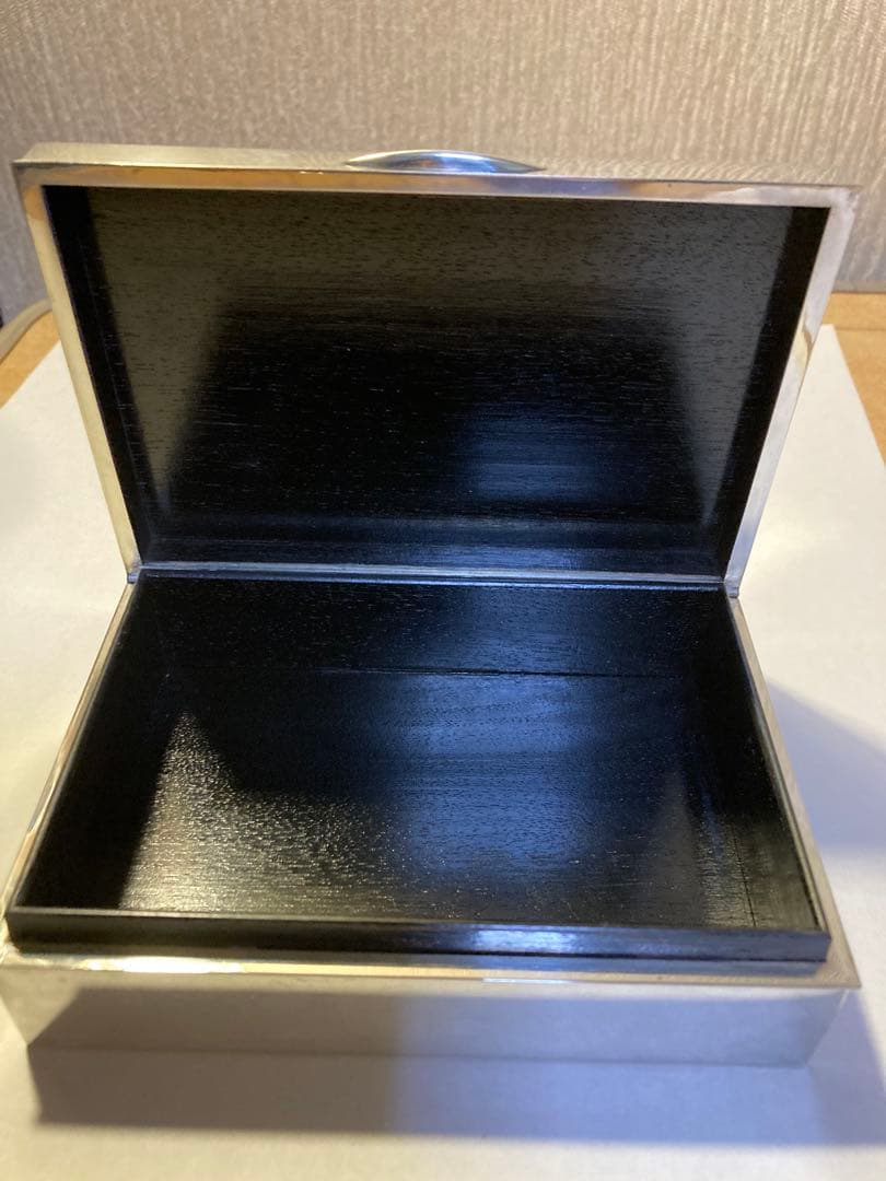 シルバーケース　ボックス　小物入れ（記念あり）