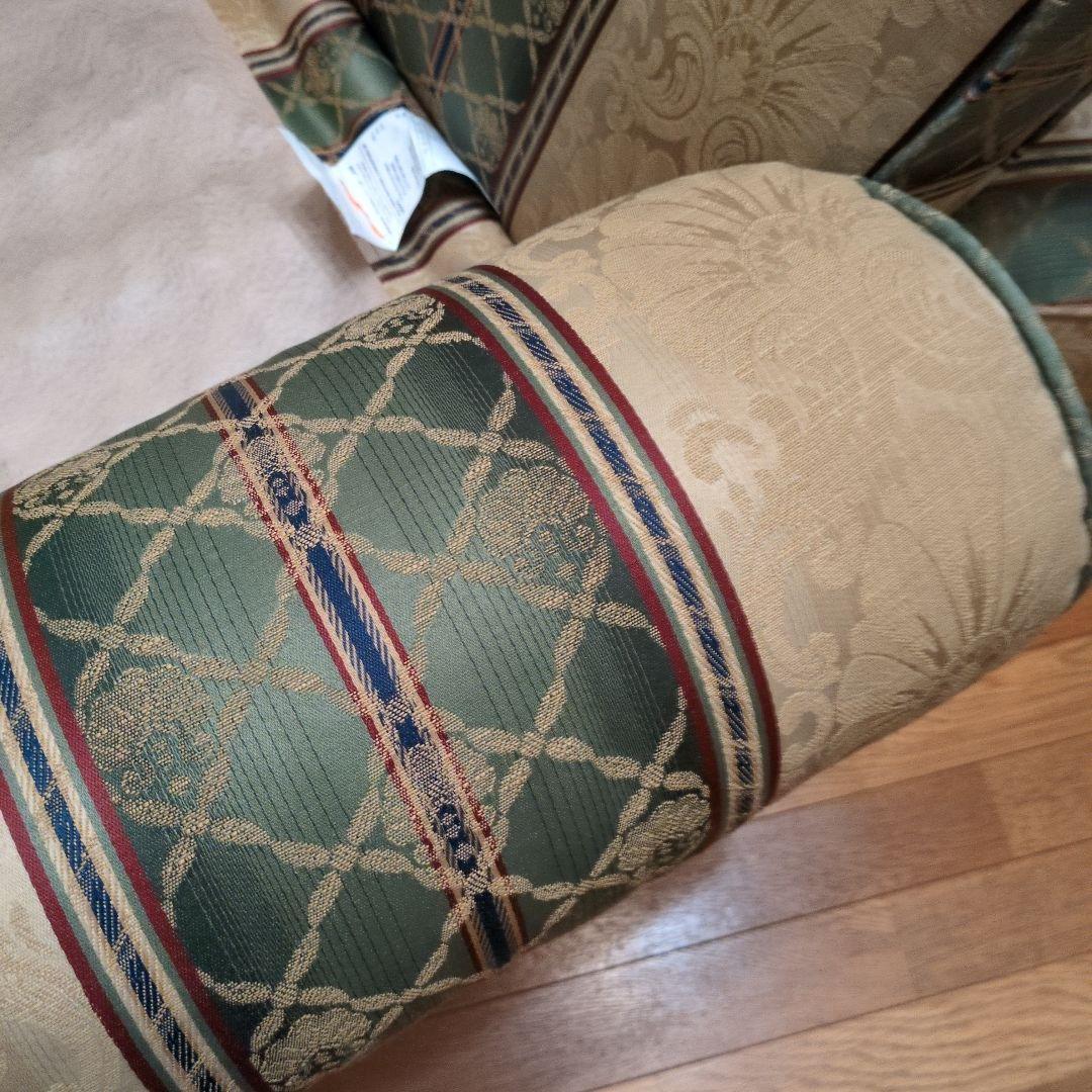 クラシックデザイン アームチェア 緑とベージュのストライプ