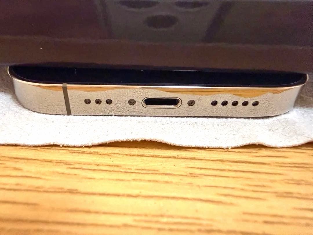 ★美品★ iPhone 14 Pro 本体　箱あり