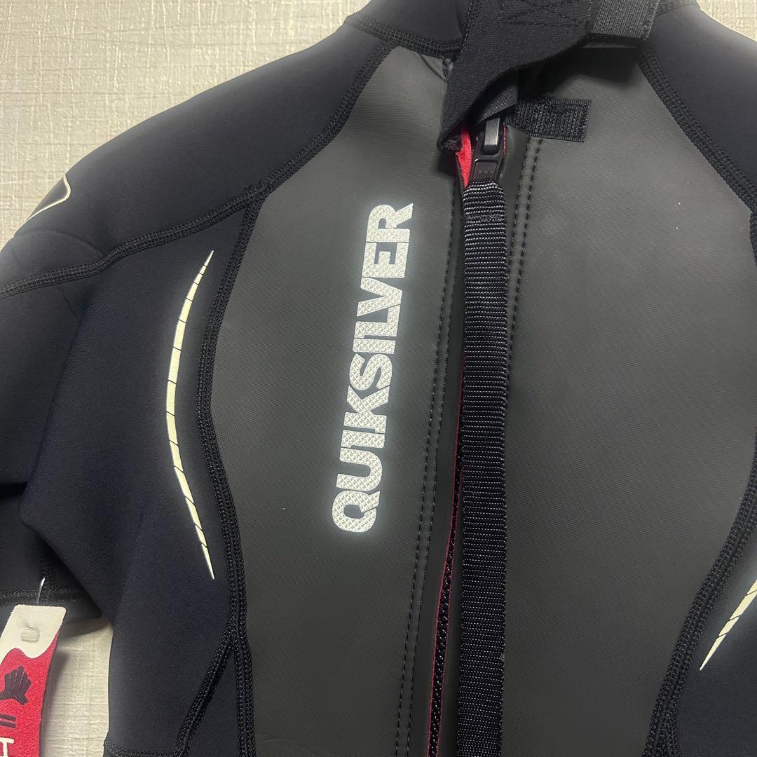 Quiksilver ブラック ショートスリーブウェットスーツ