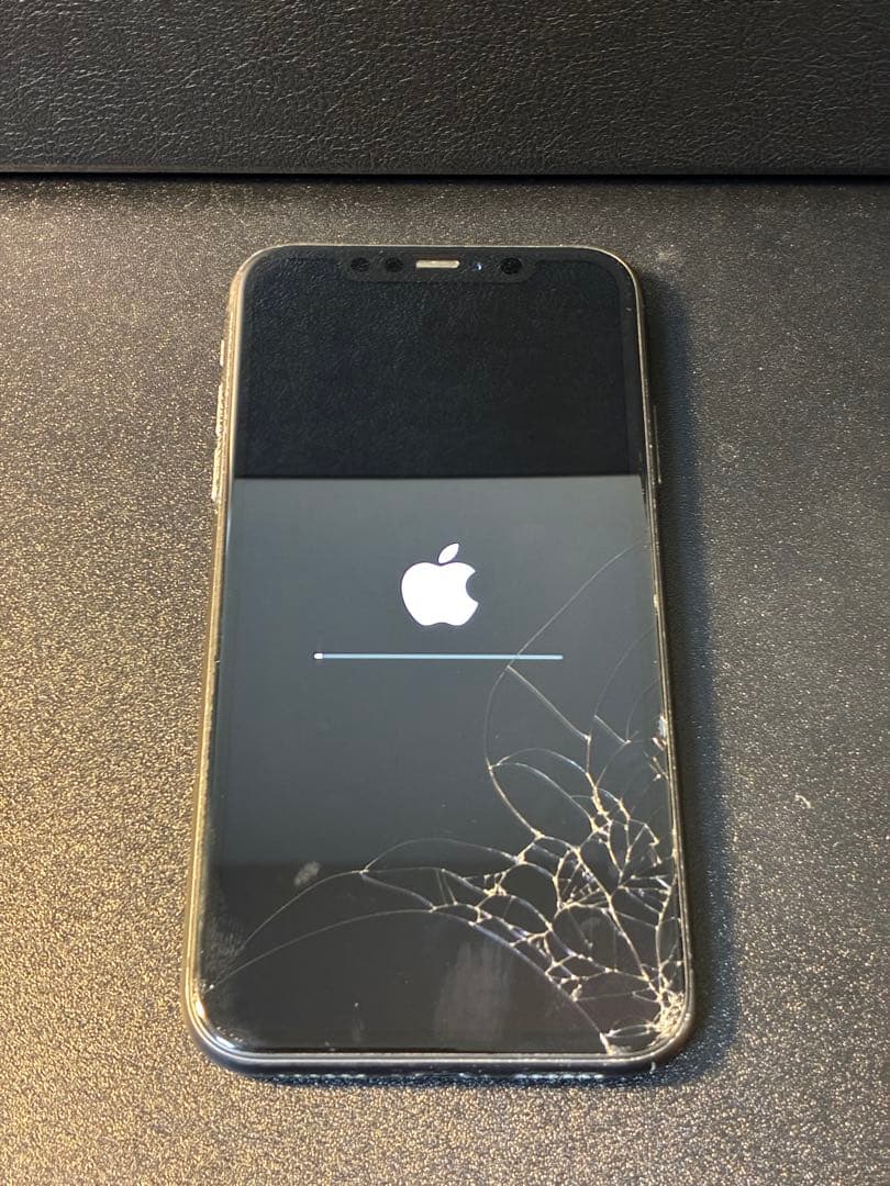 Apple iPhone 11 傷あり