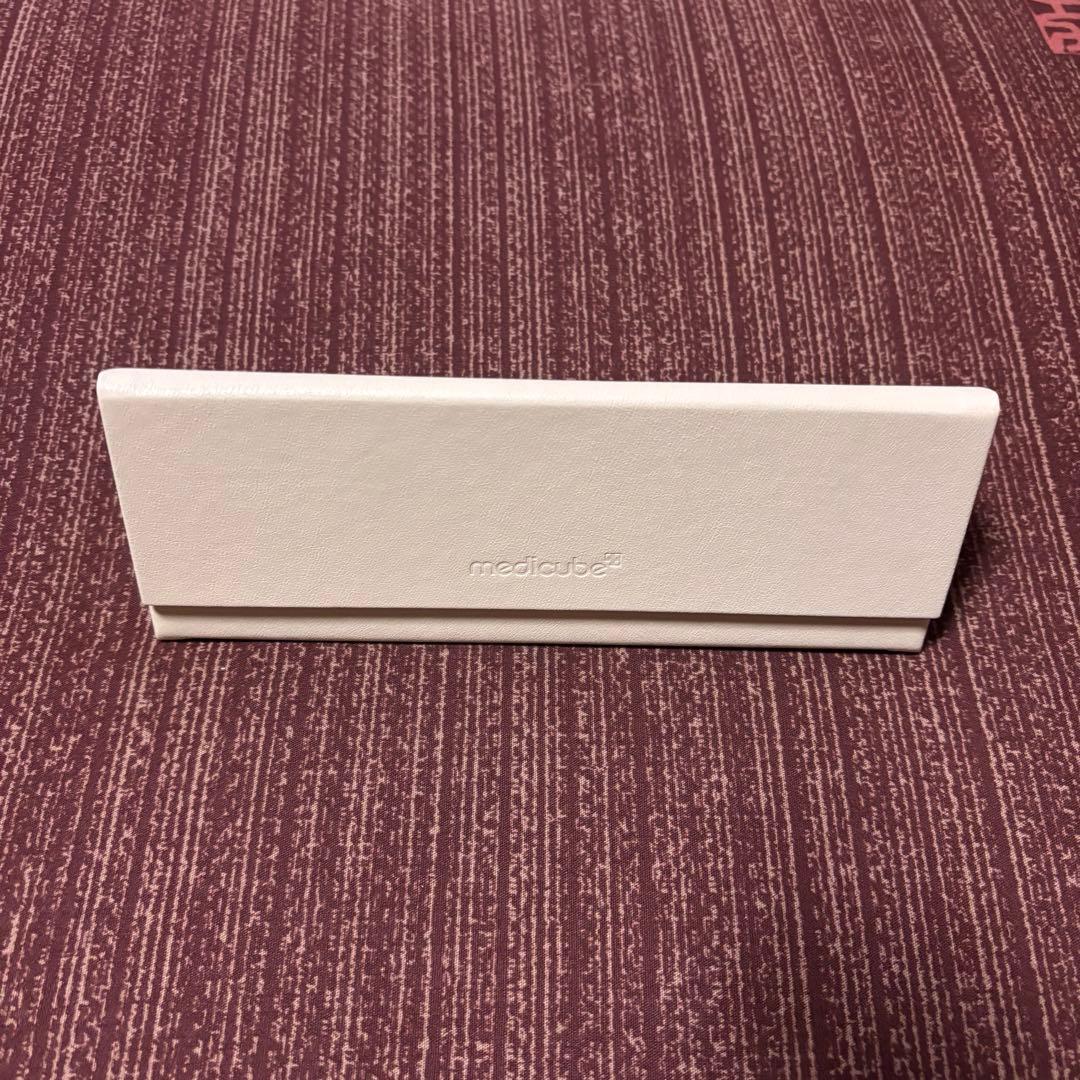 メディキューブ 美顔器 ブースタープロ ケース付き