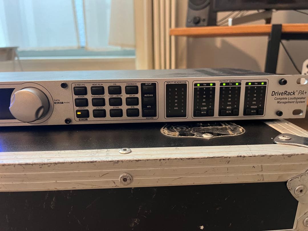 DBX Dack PA+ マルチプロセッサー中古品　1Uラックおまけ付