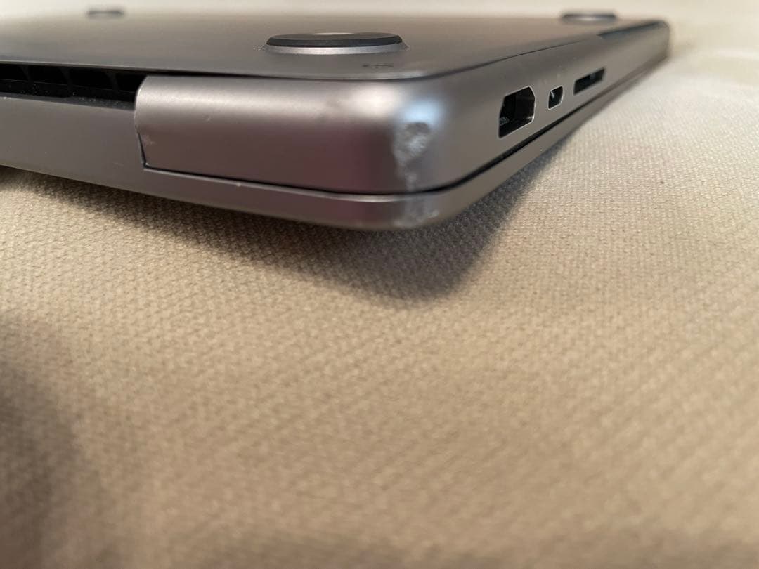 F*a様 Apple MacBook Pro M1 14Inch 16GB 51