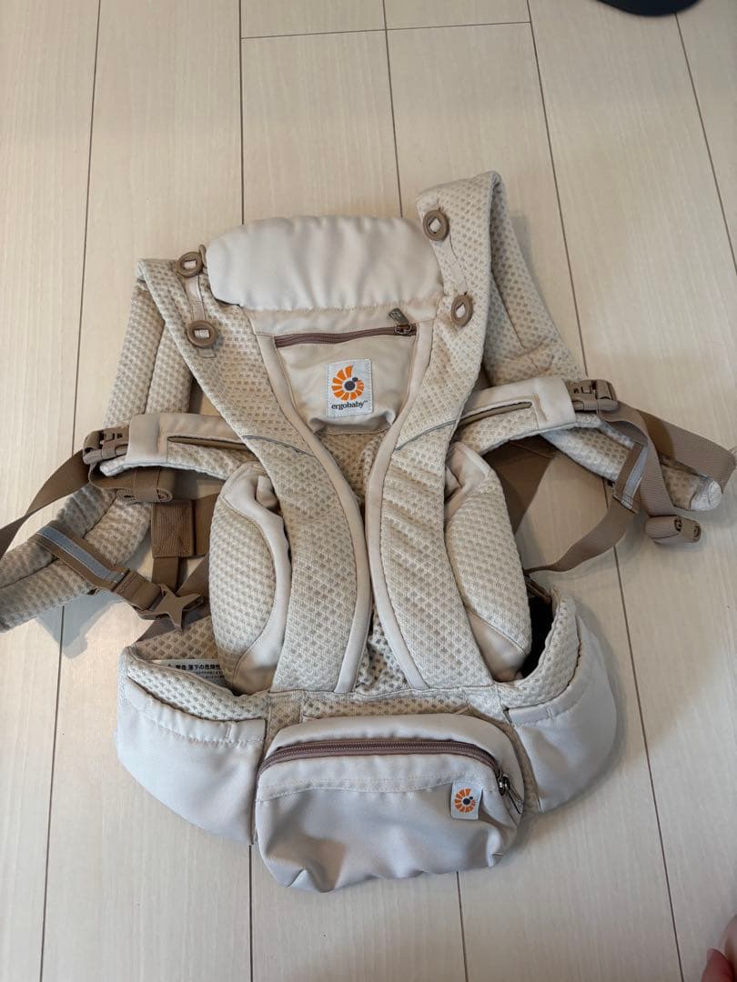 ergobaby OMNI breeze 抱っこひも ベージュ 0-4歳