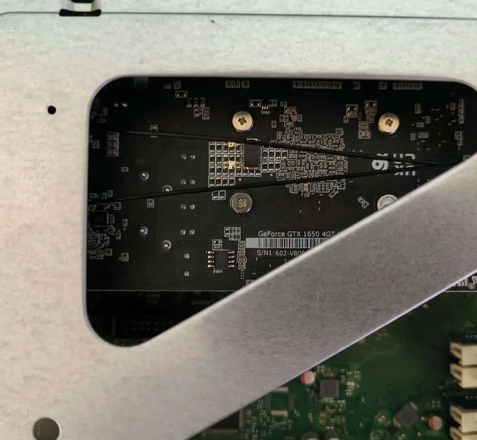 【グラボ搭載】富士通 ESPRIMO D588/BX スリムデスクトップPC。