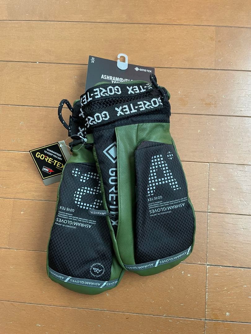 GORE-TEX ASHRAM GLOVES オリーブグリーン　新品　未使用