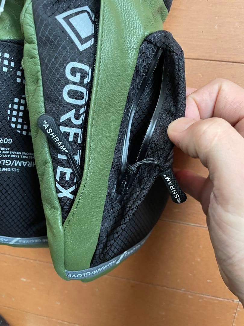 GORE-TEX ASHRAM GLOVES オリーブグリーン　新品　未使用