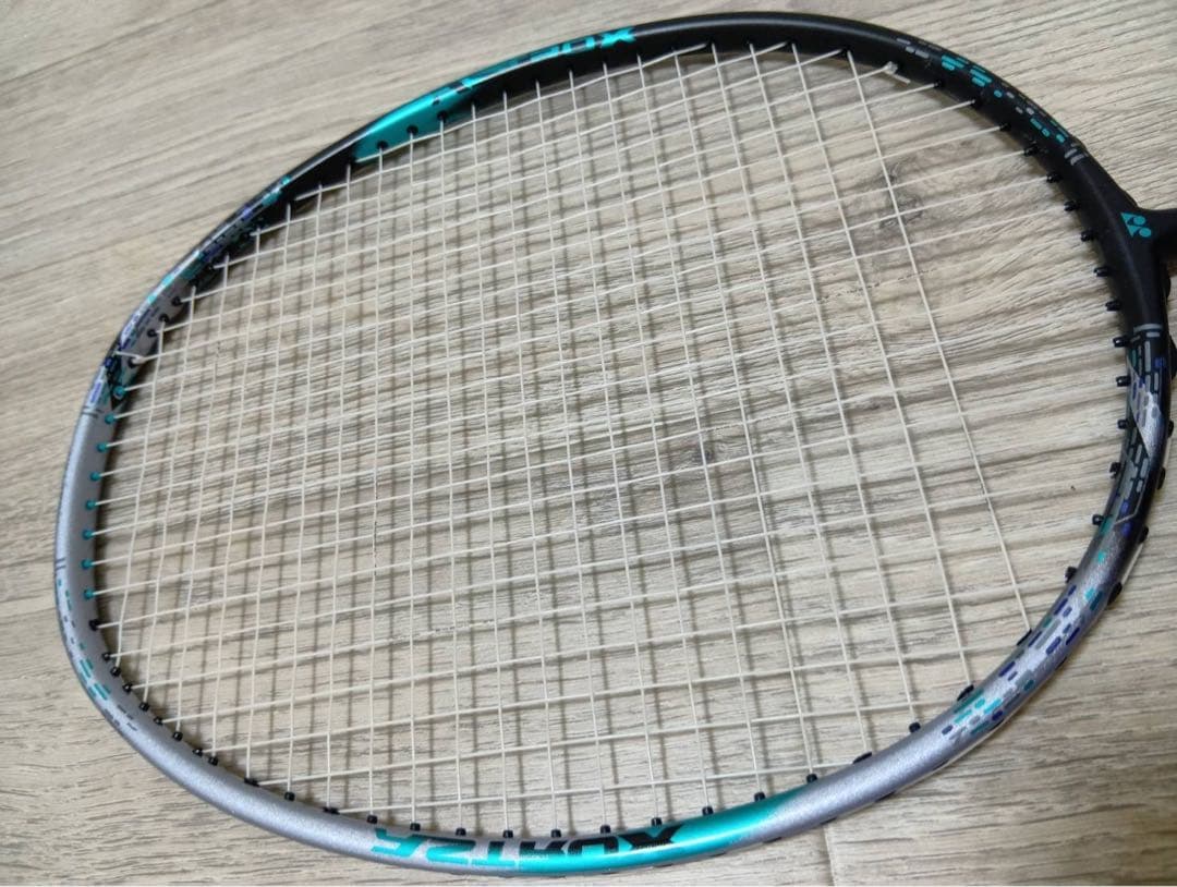 バドミントンラケット アストロクス88D PRO　3U G6