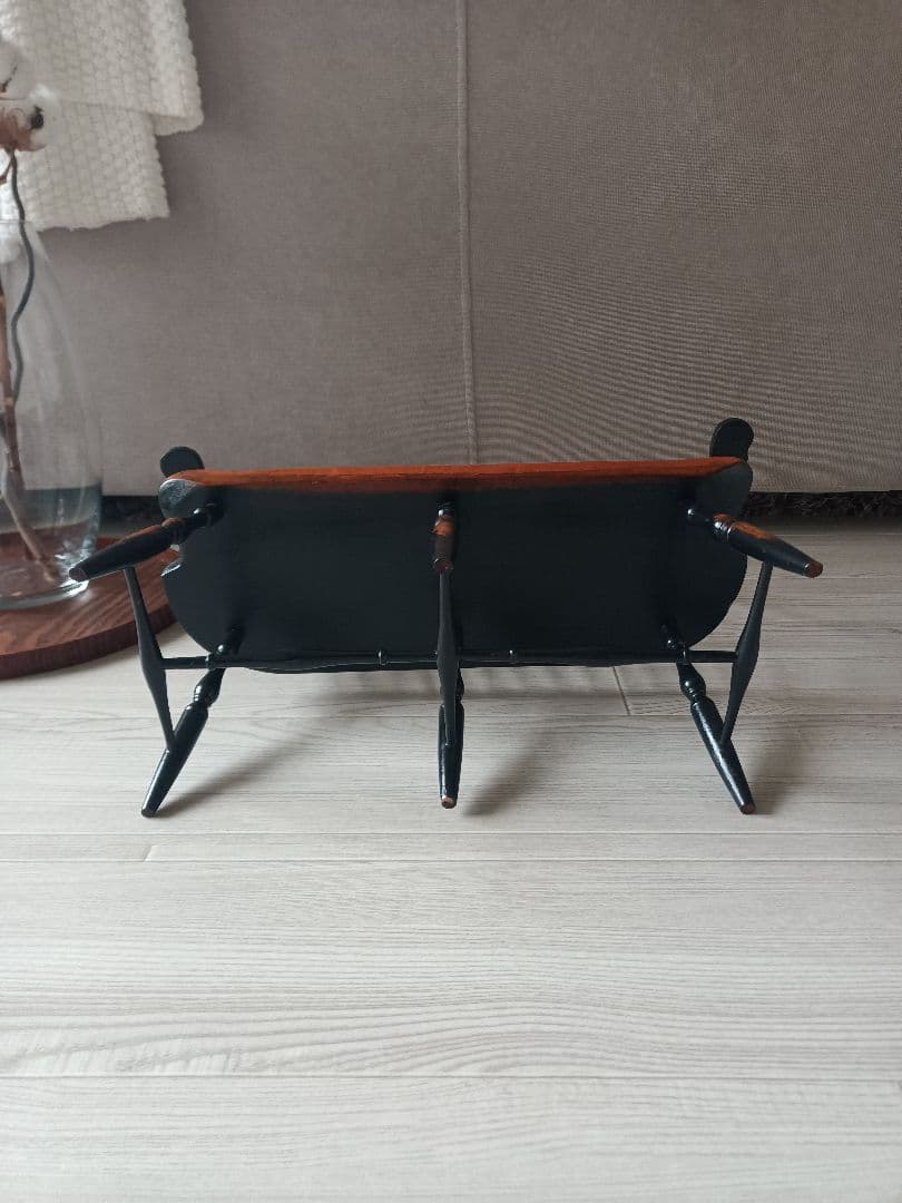 ✤ヨーロピアンアンティーク調　木製　ドールチェア　ミニチェア