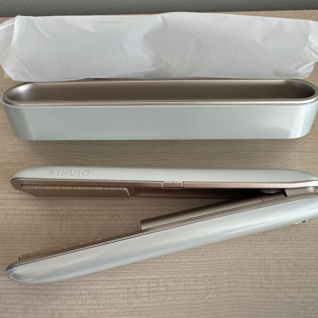 ヘアアイロン KINUJO CORDLESS Luxejewel