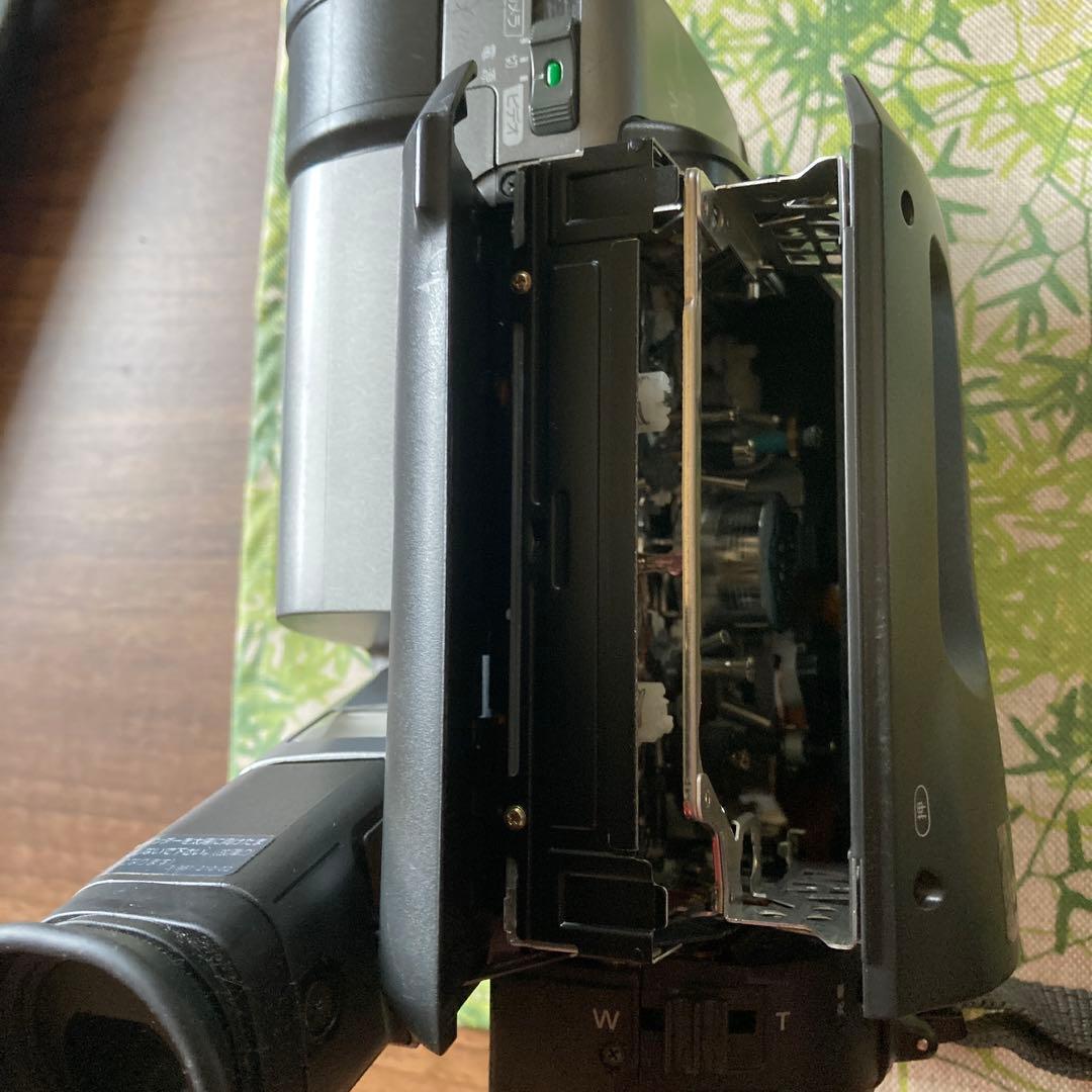SONY Handycam CCD-TR3000 Hi8 ビデオカメラ(美品)