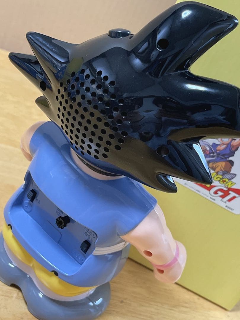 未使用保管品 ドラゴンボールGT孫悟 空時計 目覚まし時計