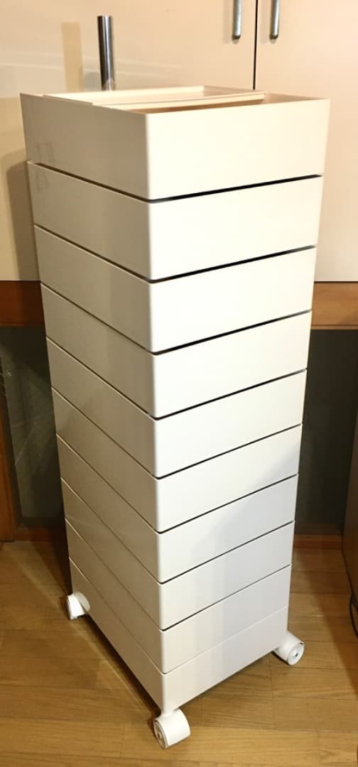 ○10段 美品 Ｍagis 正規品 キャスター付きワゴン 360°コンテナ 家具