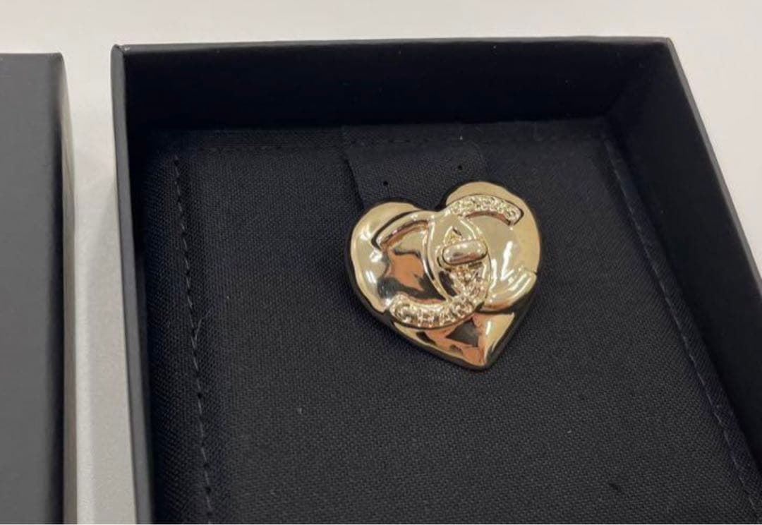 ⭐︎希少⭐︎シャネル　ハートブローチ　正規品
