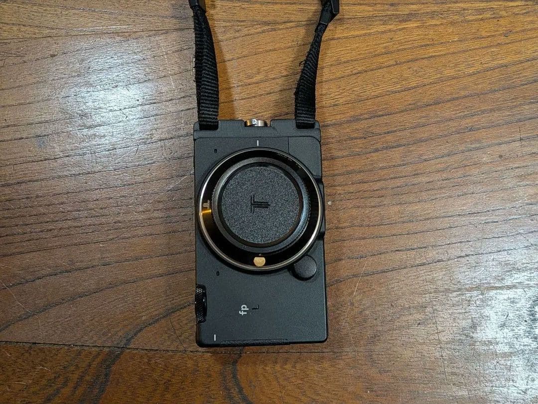 SIGMA fpL 本体+付属品多数 マウントアダプター、木製グリップ等付属