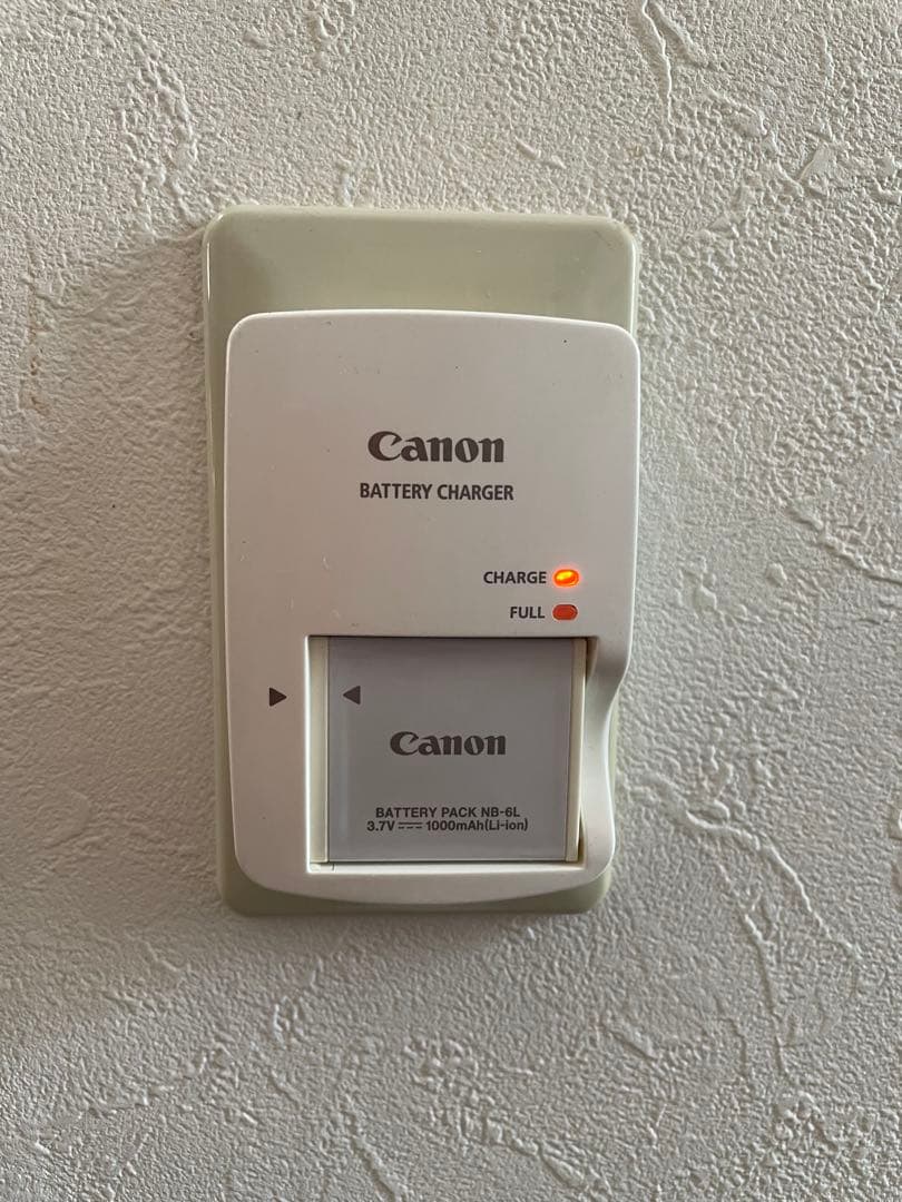 オノユキ　Canon IXY Digital 25 IS デジカメ