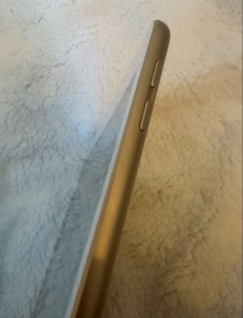 Apple iPad (第5世代) ゴールド 32GB 本体　美品　箱あり