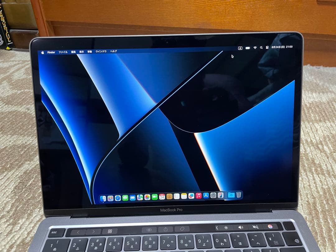 MacBook Pro 13インチ M1 16gb, SSD 2TB 美品。
