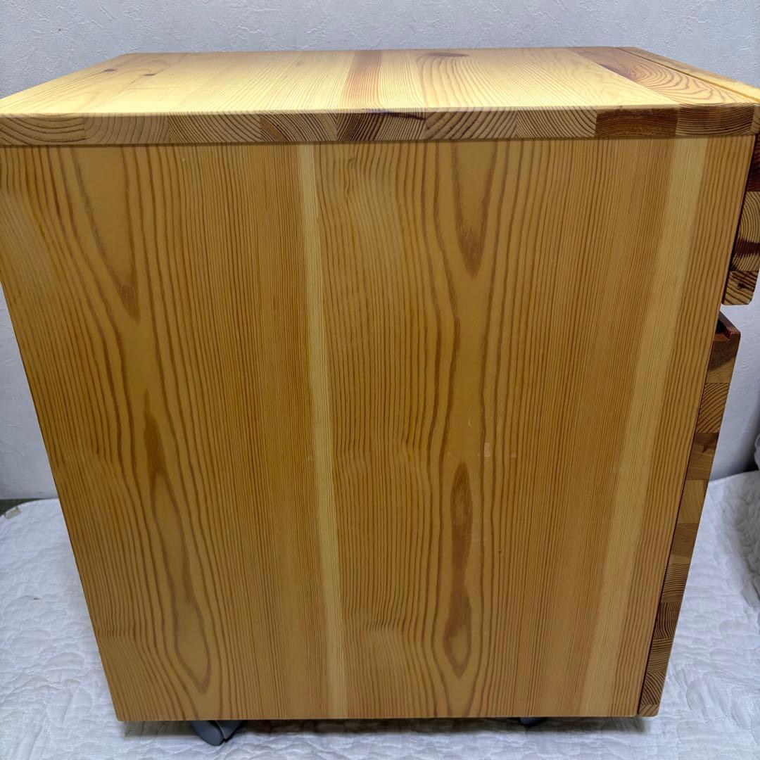 【廃盤】無印良品　パイン材　キャビネット　サイドチェスト　収納　キャスター付き