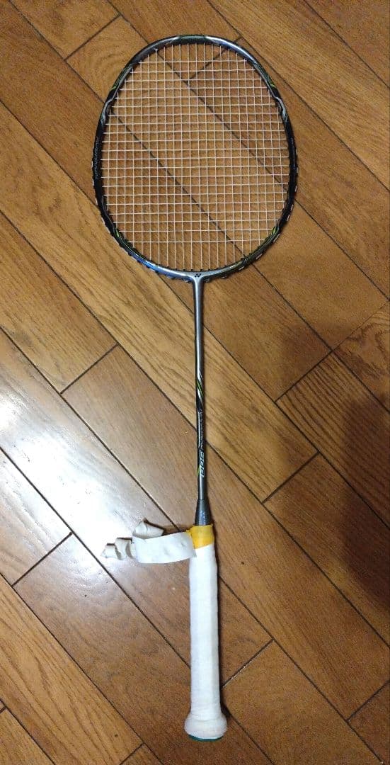 YONEXヨネックス バドミントンラケットナノレイ900