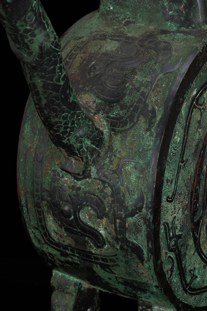 中国古玩 西周〜春秋時代 青銅水器 龍紋鷲蓋青銅器 共箱 古美術 骨董品 唐物