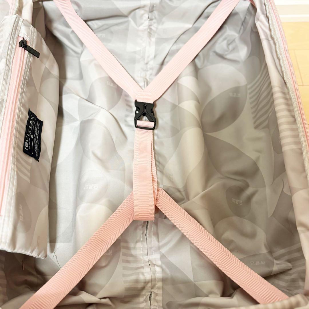 サムソナイトレッド　機内持ち込み　スーツケース　ピンク