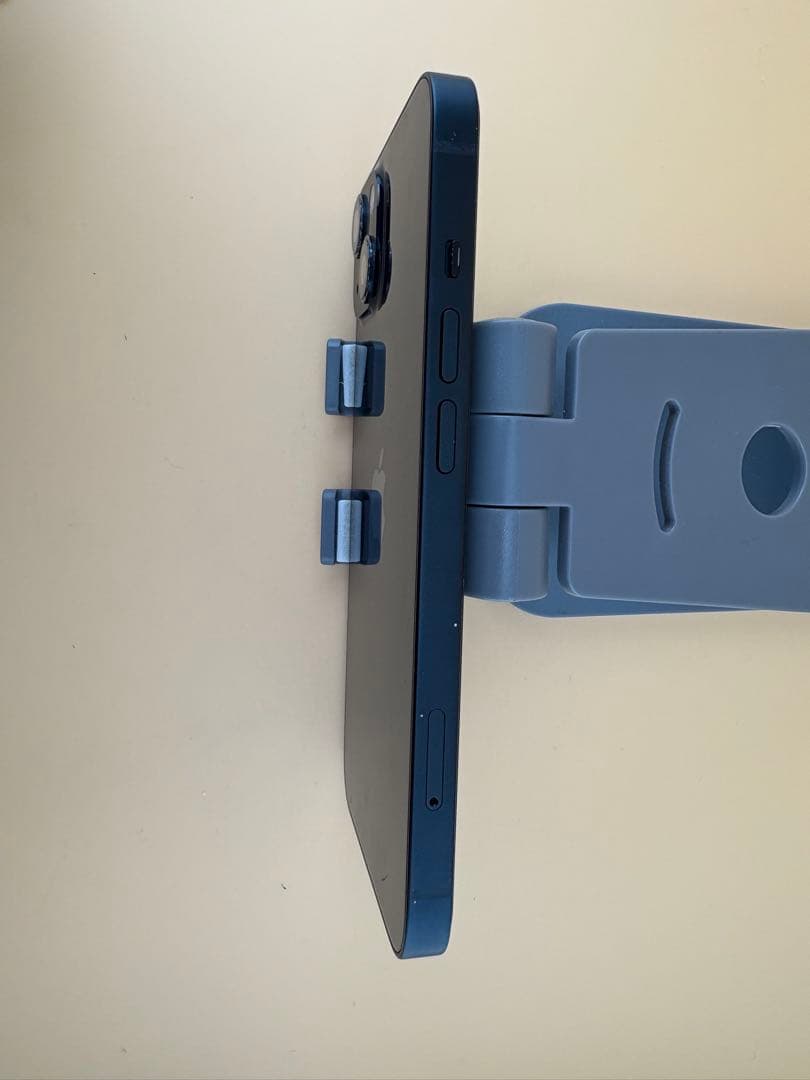 iPhone13ミッドナイト128gbバッテリー100%