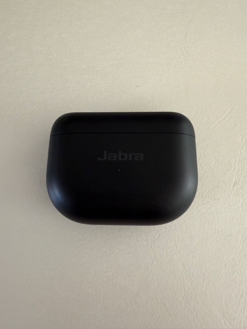 Jabra Elite10ワイヤレスイヤフォン 充電ケース付き