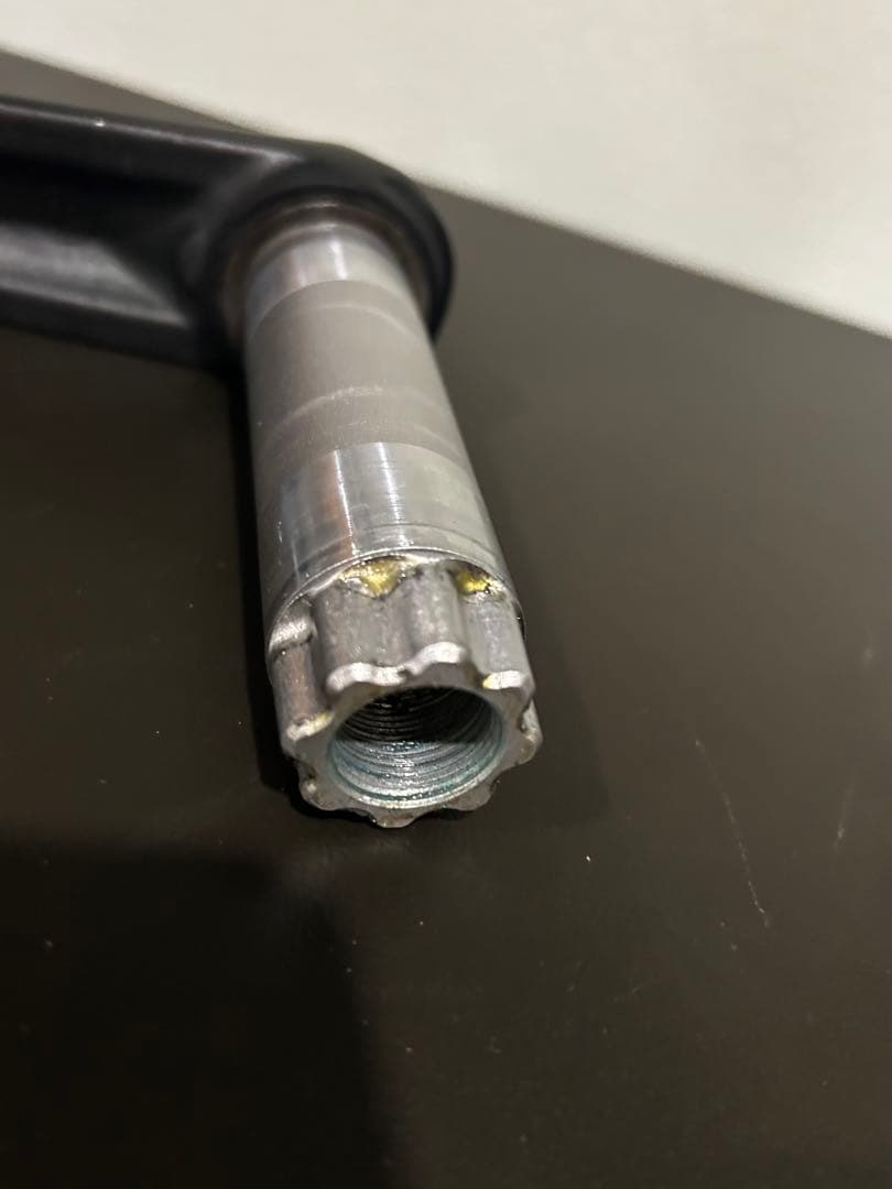 【BOMBTRACK クランクセット】SAMOX製　シングル用