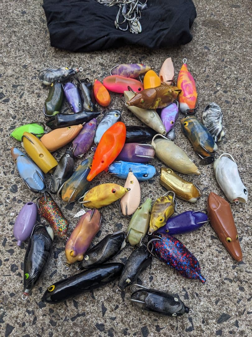 雷魚用フロッグ　大量まとめ売り　傷、汚れ有り