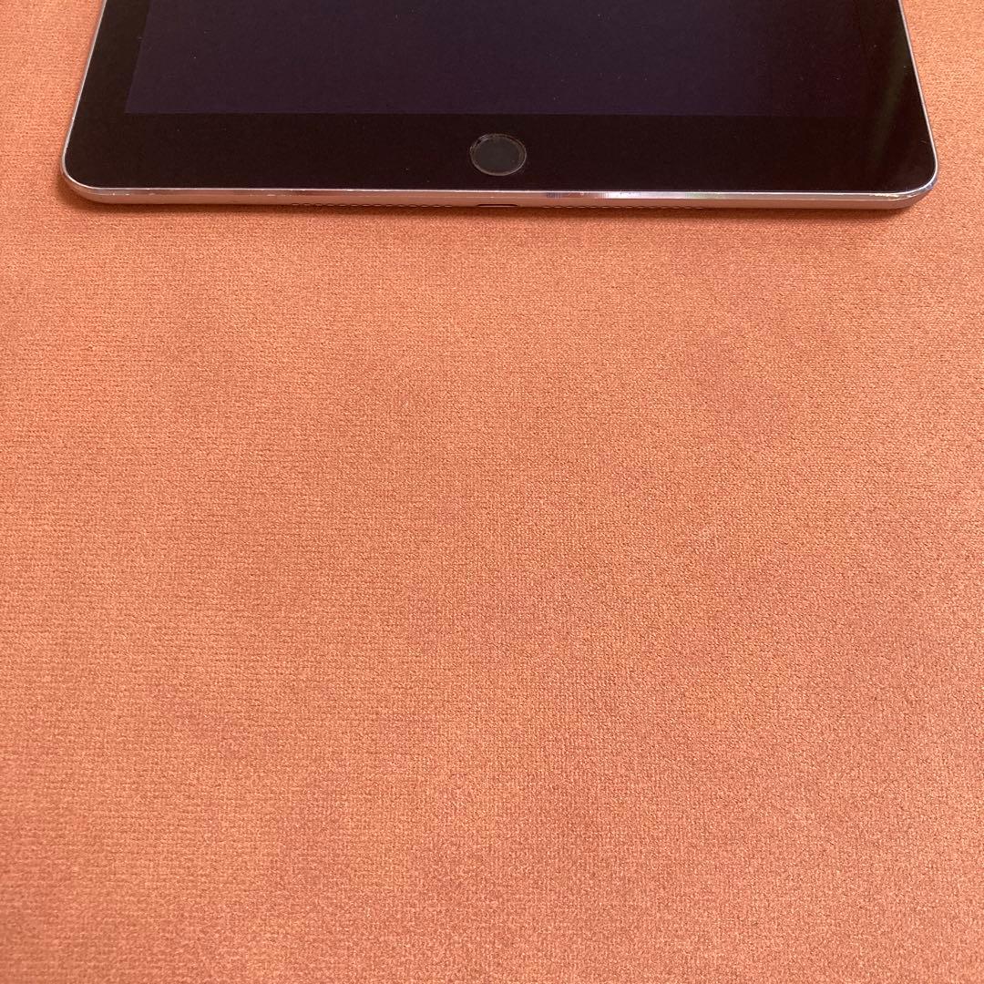 163【早い者勝ち】iPad Air2 第2世代 128GB WIFIモデル☆