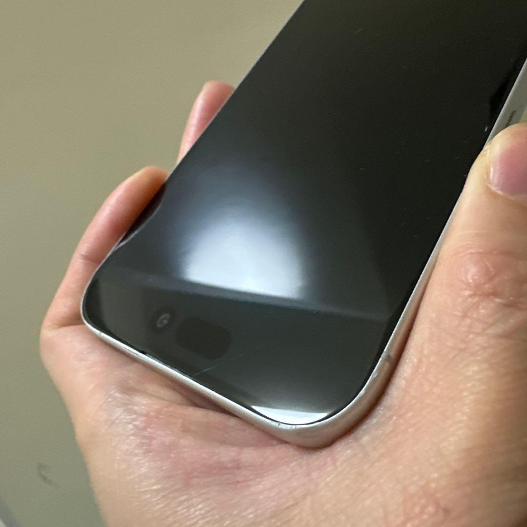 iPhone16 128GB SIMフリー ホワイト 香港版