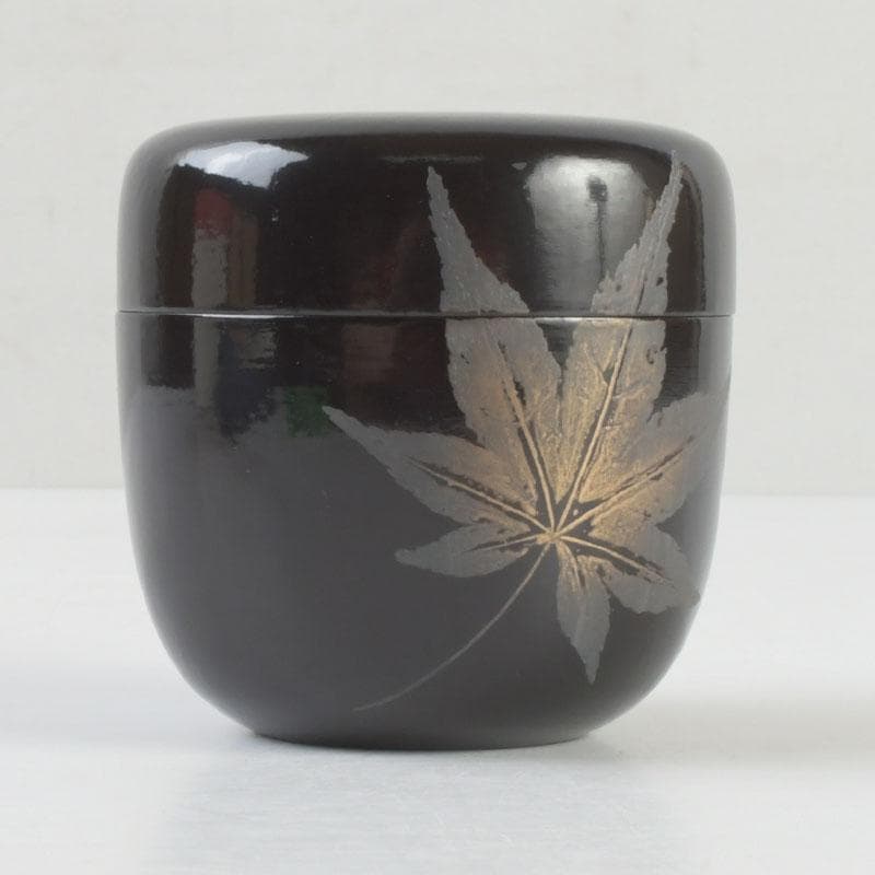 茶道具　漆匠　前端春斉作　黒一閑　雲錦　桜紅葉蒔絵　大棗　共箱　V　9342