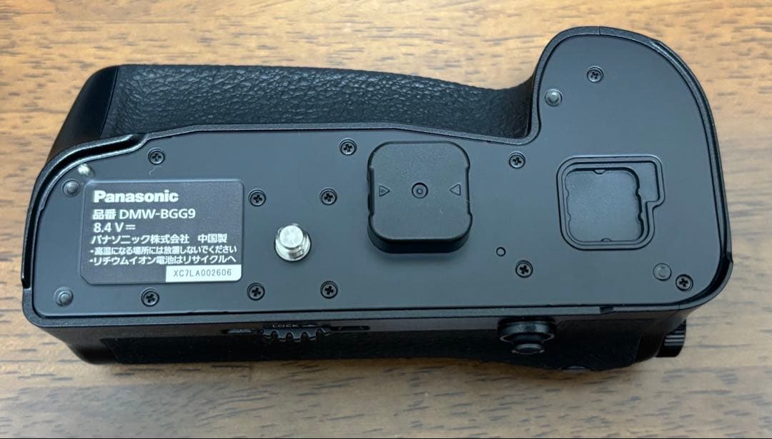 パナソニックLUMIX G9pro＋純正バッテリーグリップ純正バッテリー３個