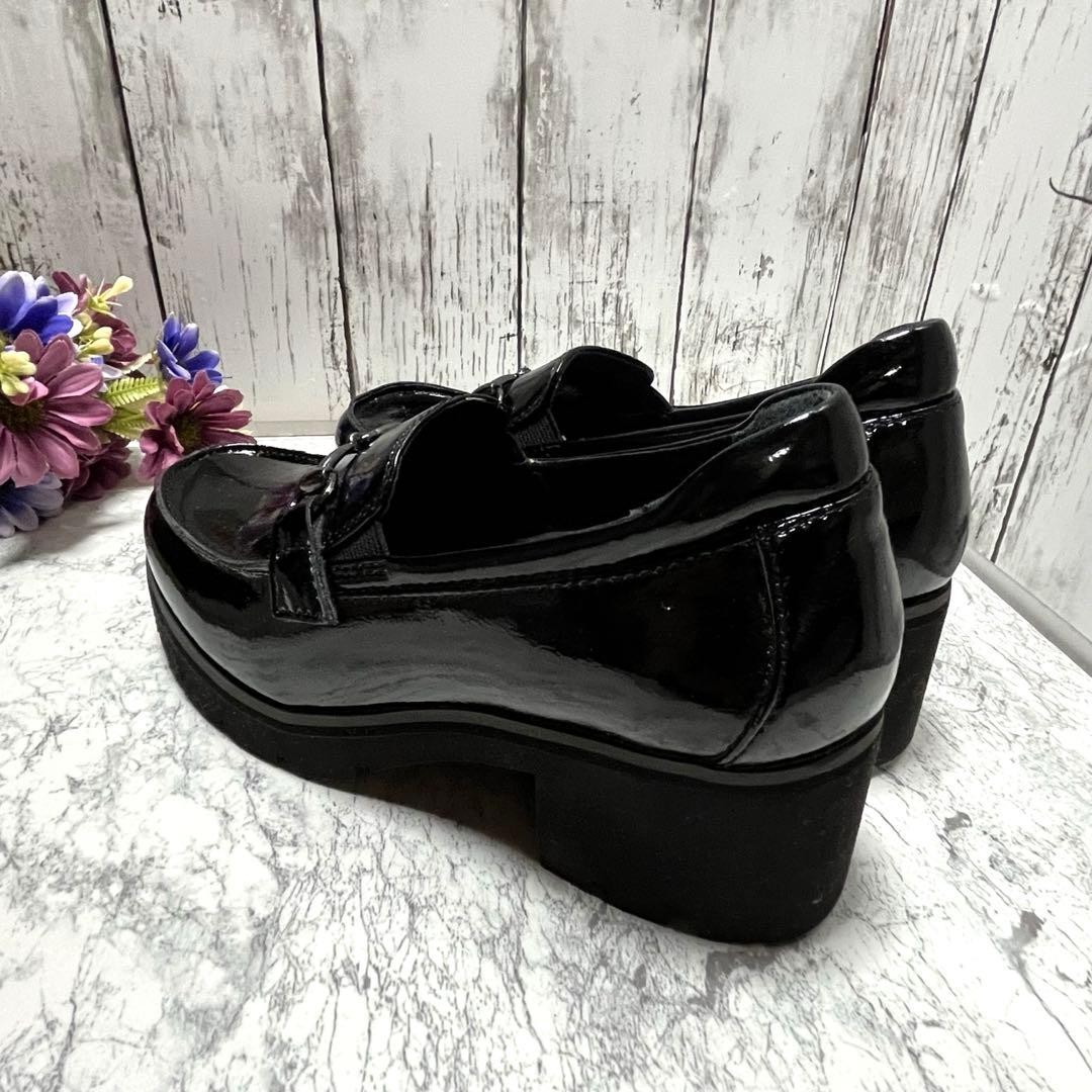 【極美品】ブソラ ヒールアップ ビットローファー エナメル (38)