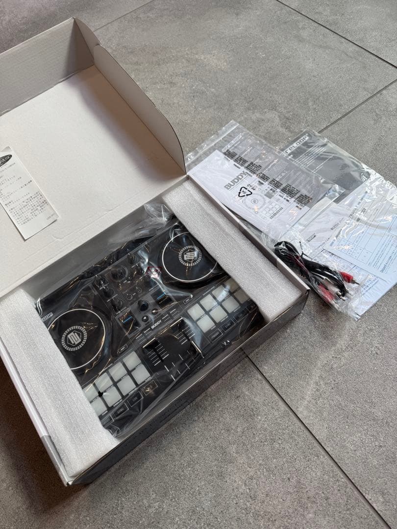 RELOOP BUDDY DJコントローラー