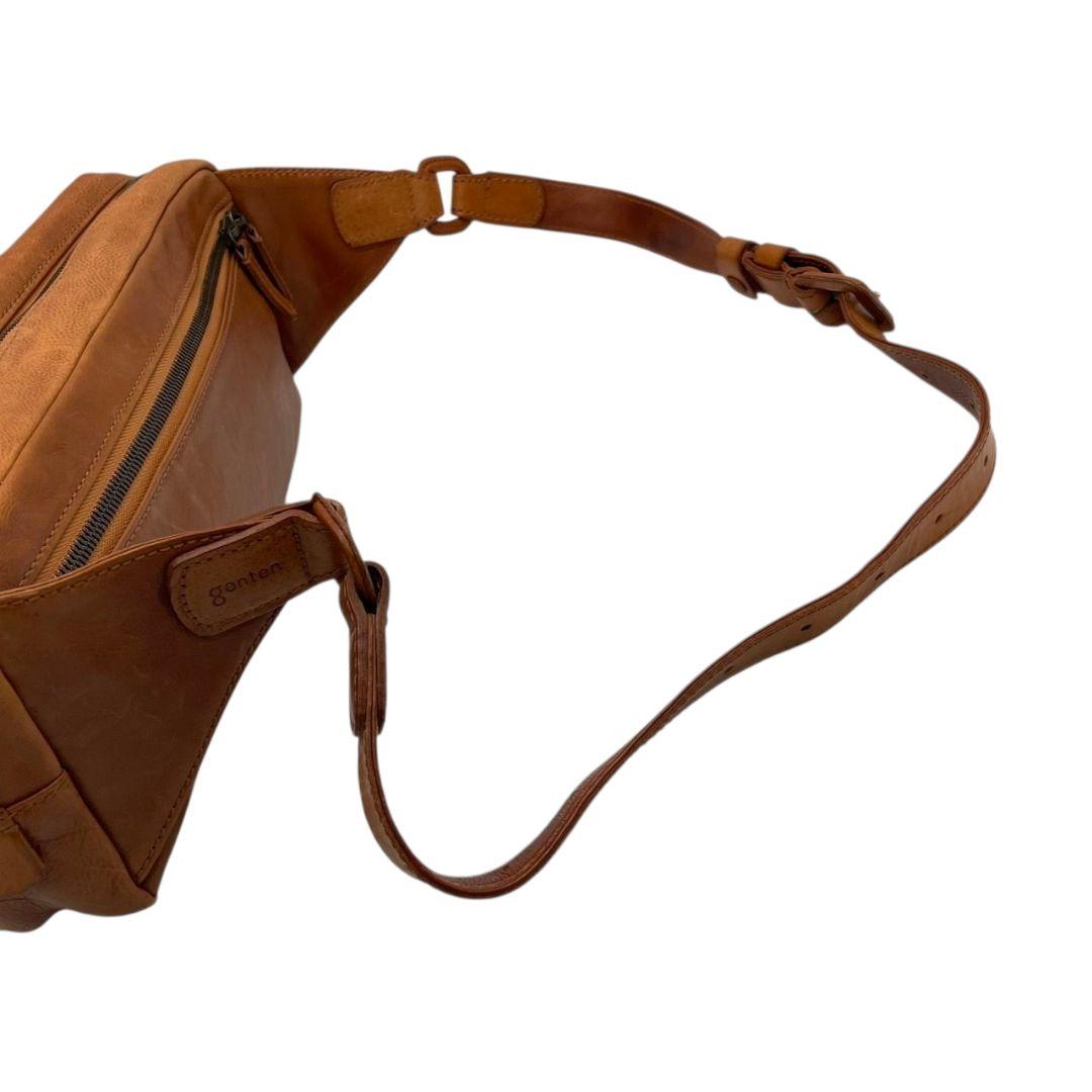 美品　ゲンテン　ボディバッグ　茶　ウエストポーチ　フラップ　レザー　s65
