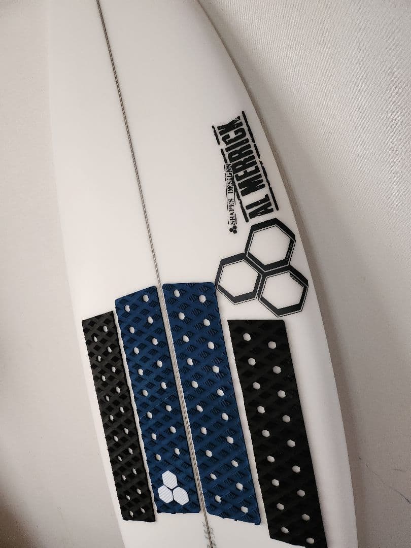 アルメリックサーフボード、ネックベアード3サイズ5.5