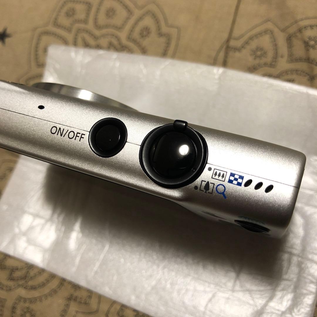 ほぼ新品 Canon IXY 110F シルバー デジカメ コンデジ 完品